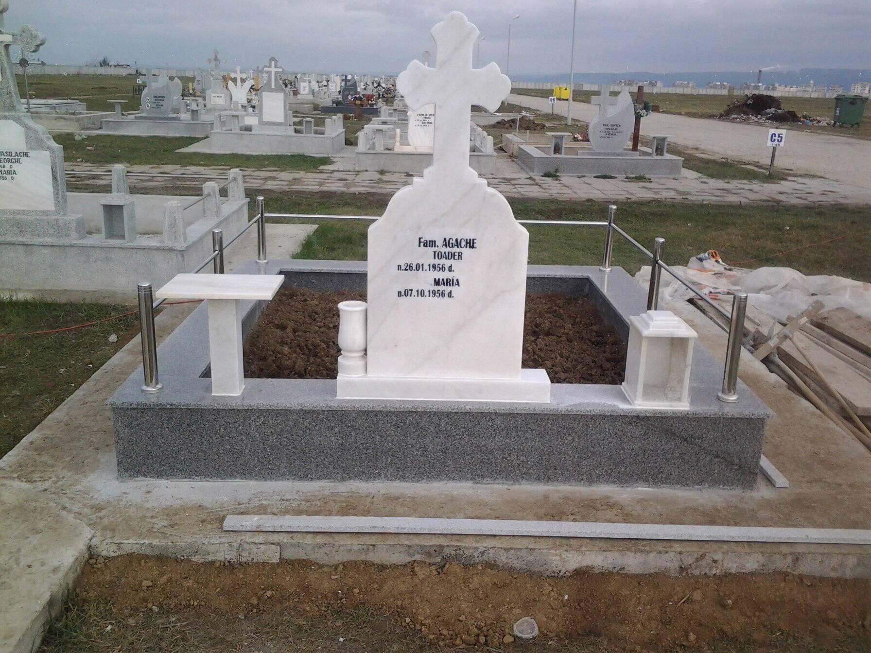 Lucrare funerară Divinum 5