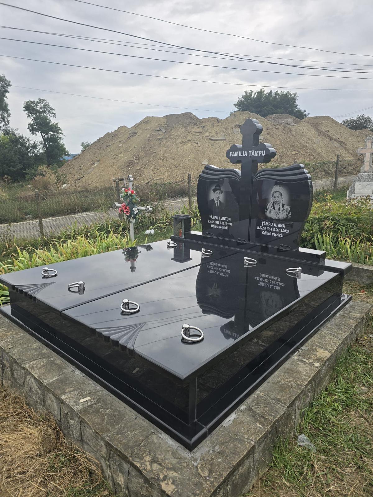 Lucrare funerară Divinum 32