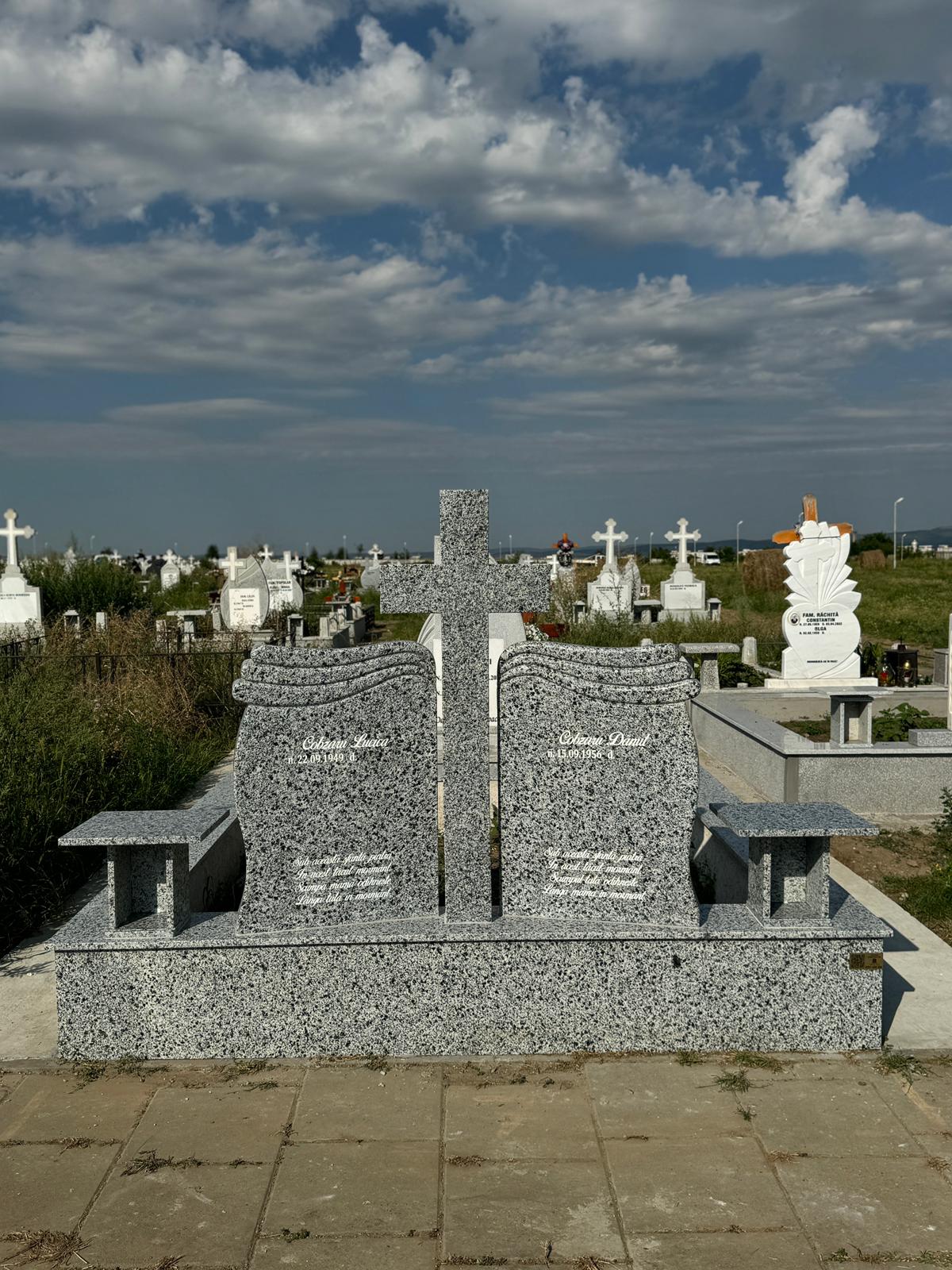 Lucrare funerară Divinum 89
