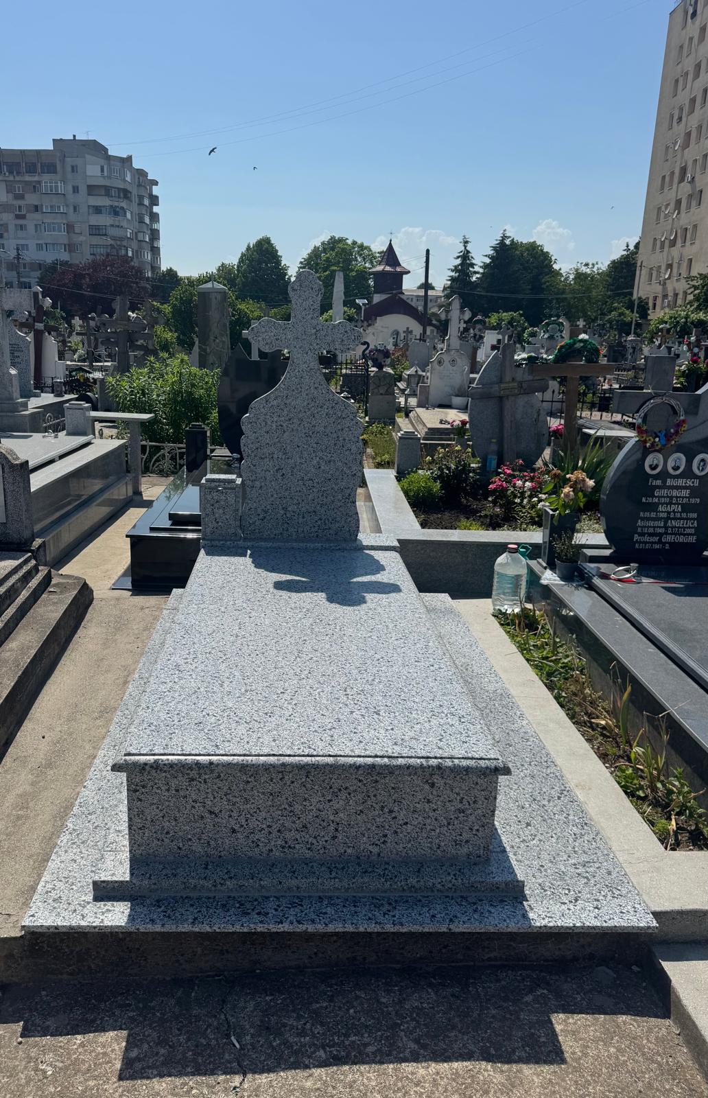 Lucrare funerară Divinum 124